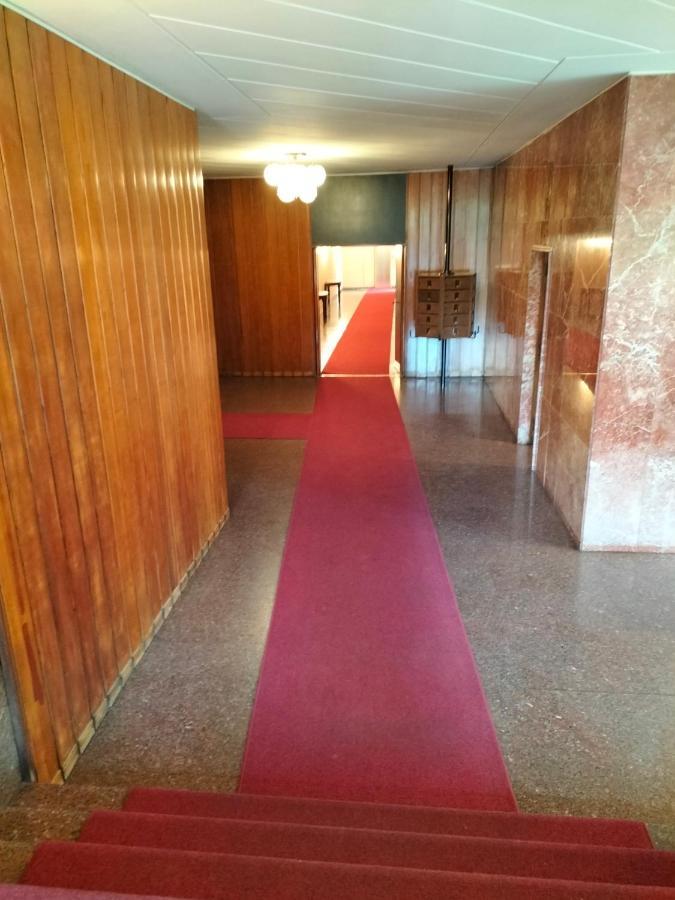Appartamento Incantevole In Brera Milán Exterior foto